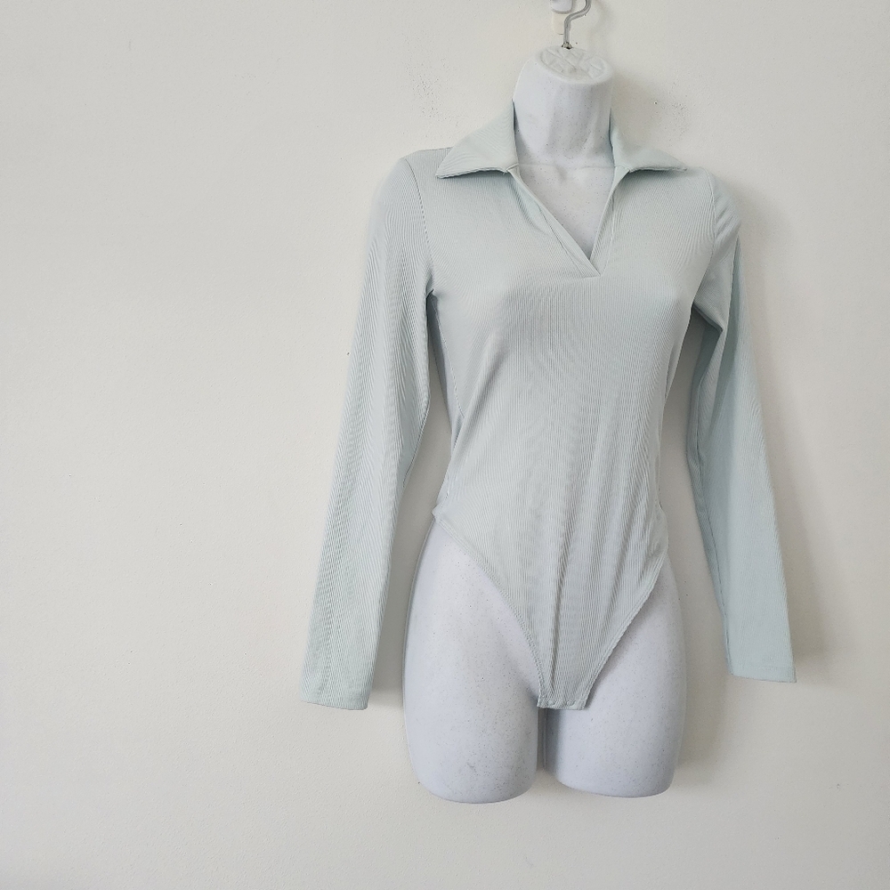 House of Harlow 1960 Green Ribbed Long Sleeve Collared Bodysuit w/ Snaps Size XS - Picture 4 of 13